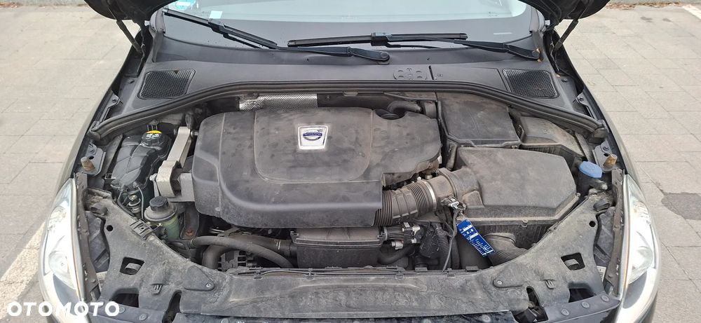 Volvo V60 D4 Edition - 26