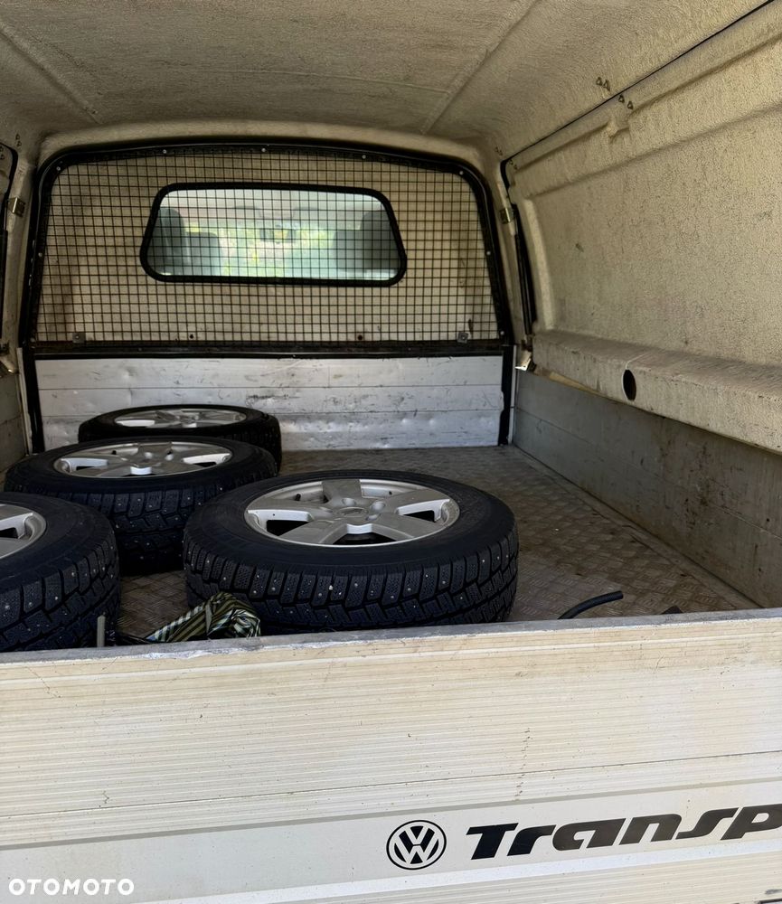 Volkswagen Transporter - 13