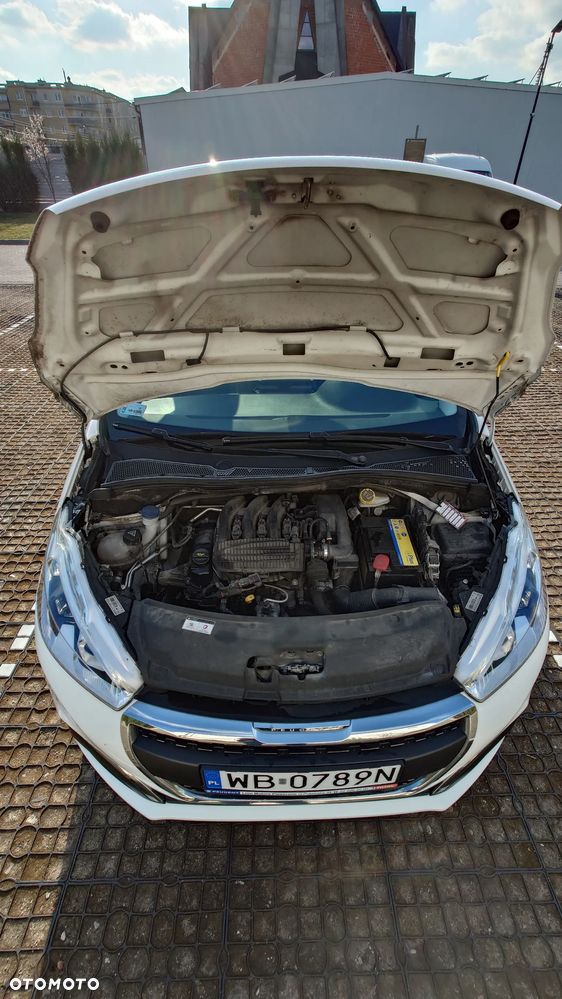 Peugeot 208 1.2 PureTech Allure - 14