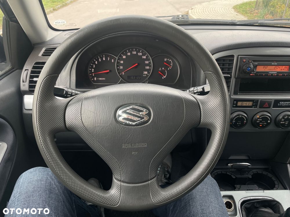 Suzuki Grand Vitara 2.0 Comfort - 9