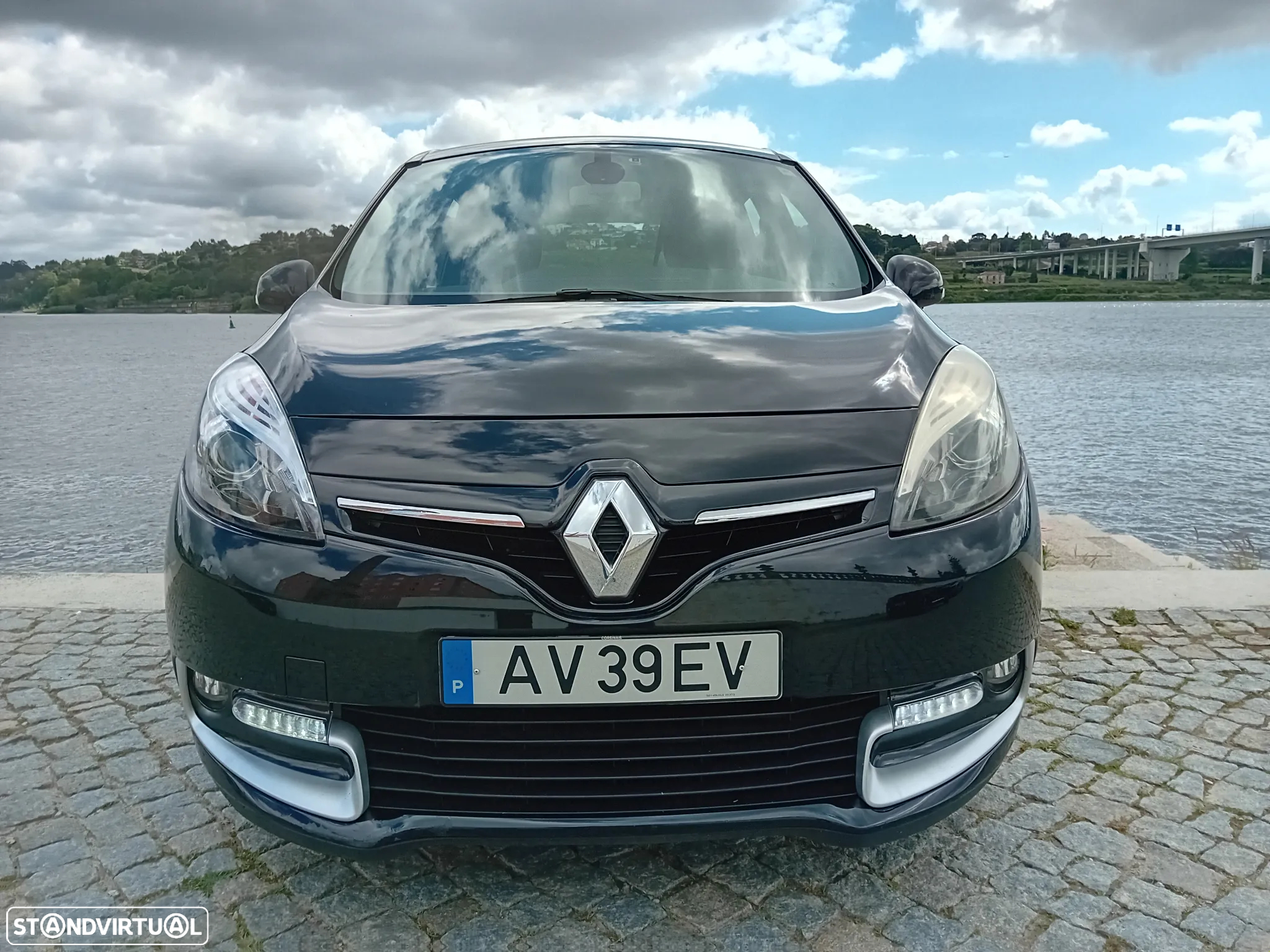 Renault Scénic 1.5 dCi Dynamique S - 20