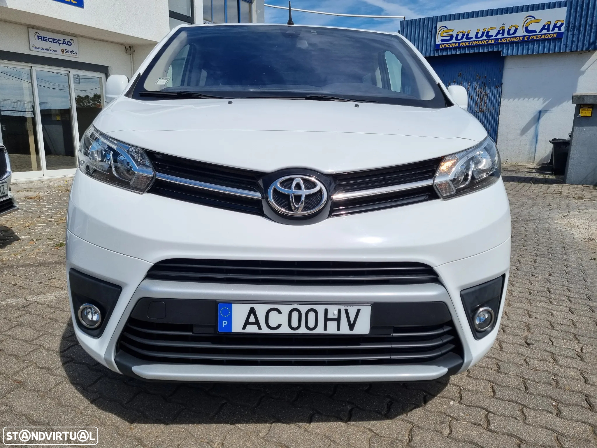 Toyota Proace Verso 1.5 D-4D L3 1.2T Comfort 9L Transporte Crianças - 9