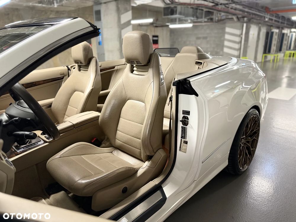 Mercedes-Benz Klasa E 500 BlueEFFICIENCY 7G-TRONIC Elegance - 18