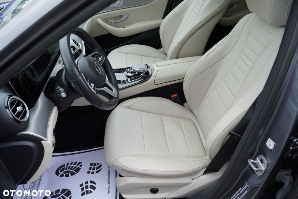 Mercedes-Benz Klasa E 220 d 9G-TRONIC Exclusive - 10