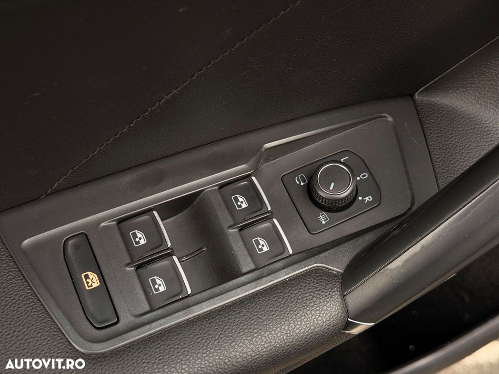 Volkswagen Tiguan 2.0 TDI SCR DSG R-Line - 10