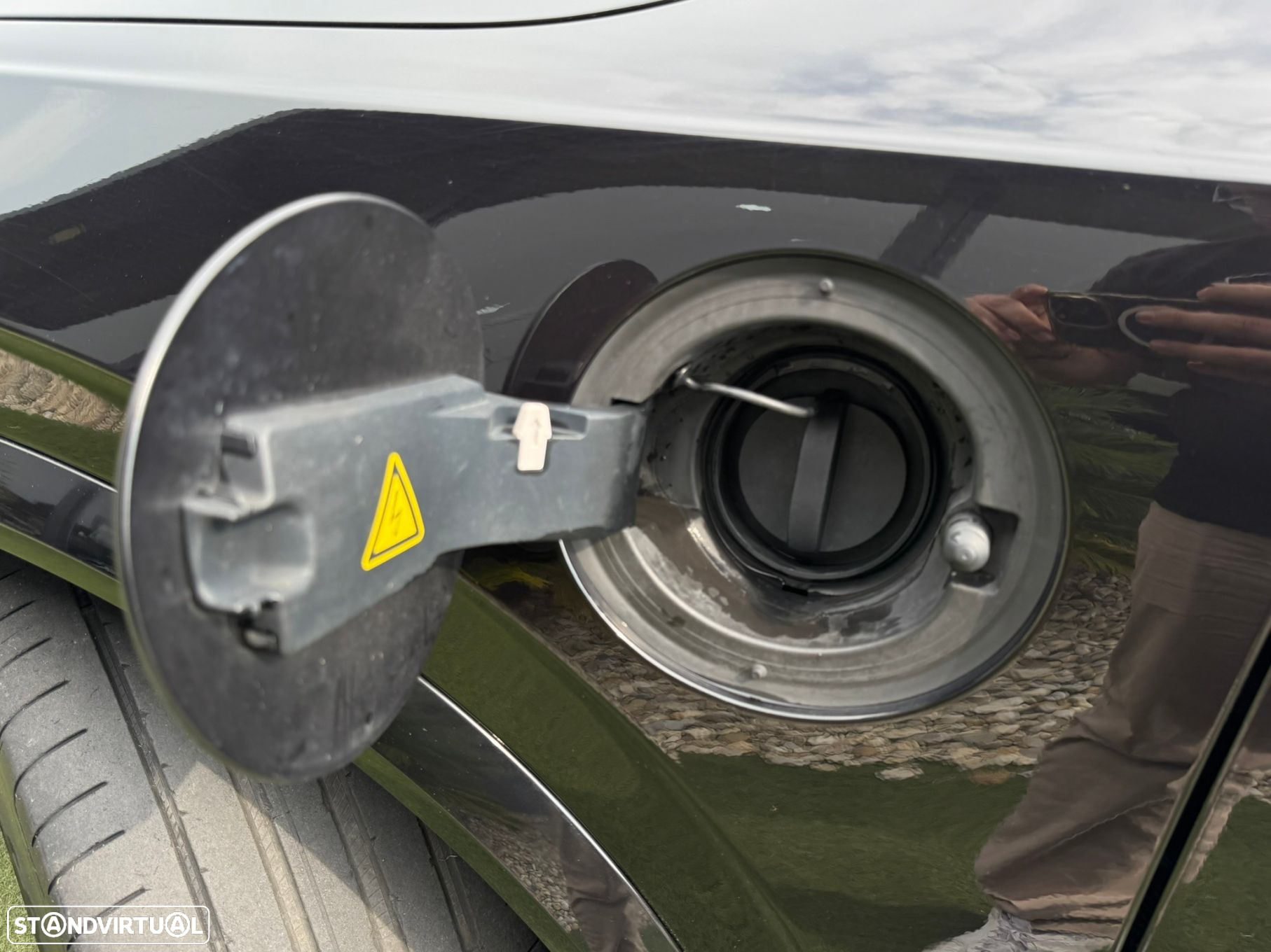 Volvo XC 90 2.0 T8 PHEV R-Design AWD - 5