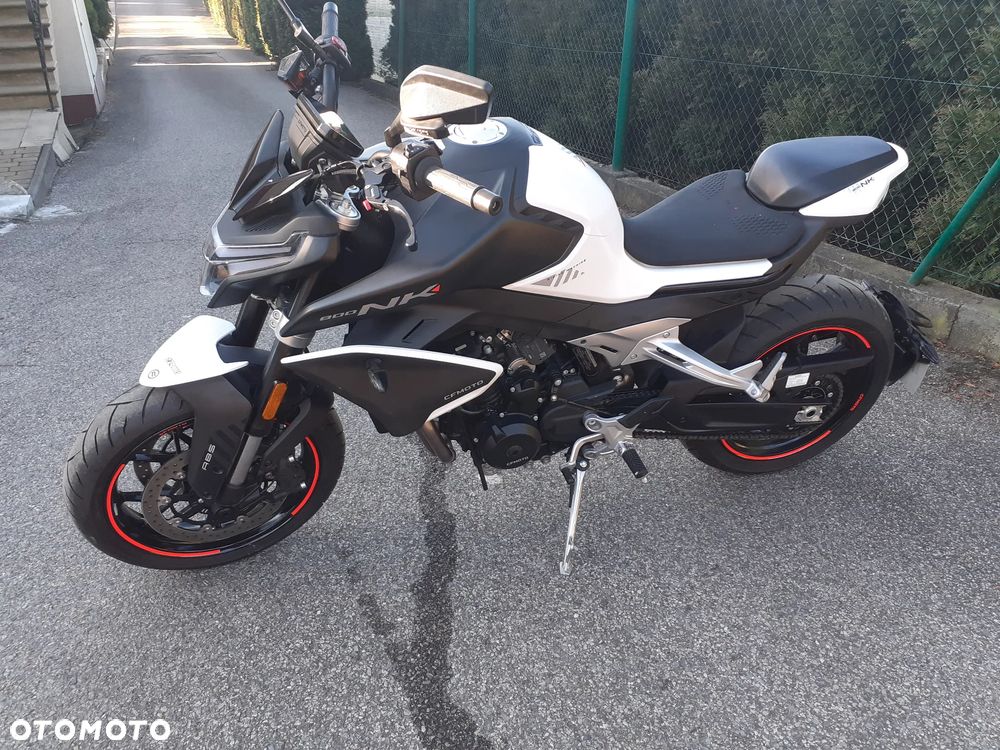 CFMoto 800NK - 18