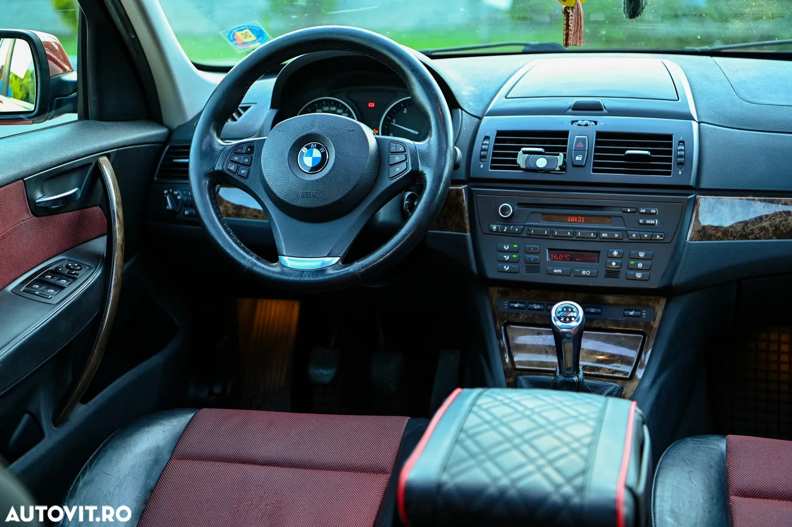 BMW X3 xDrive18d - 8