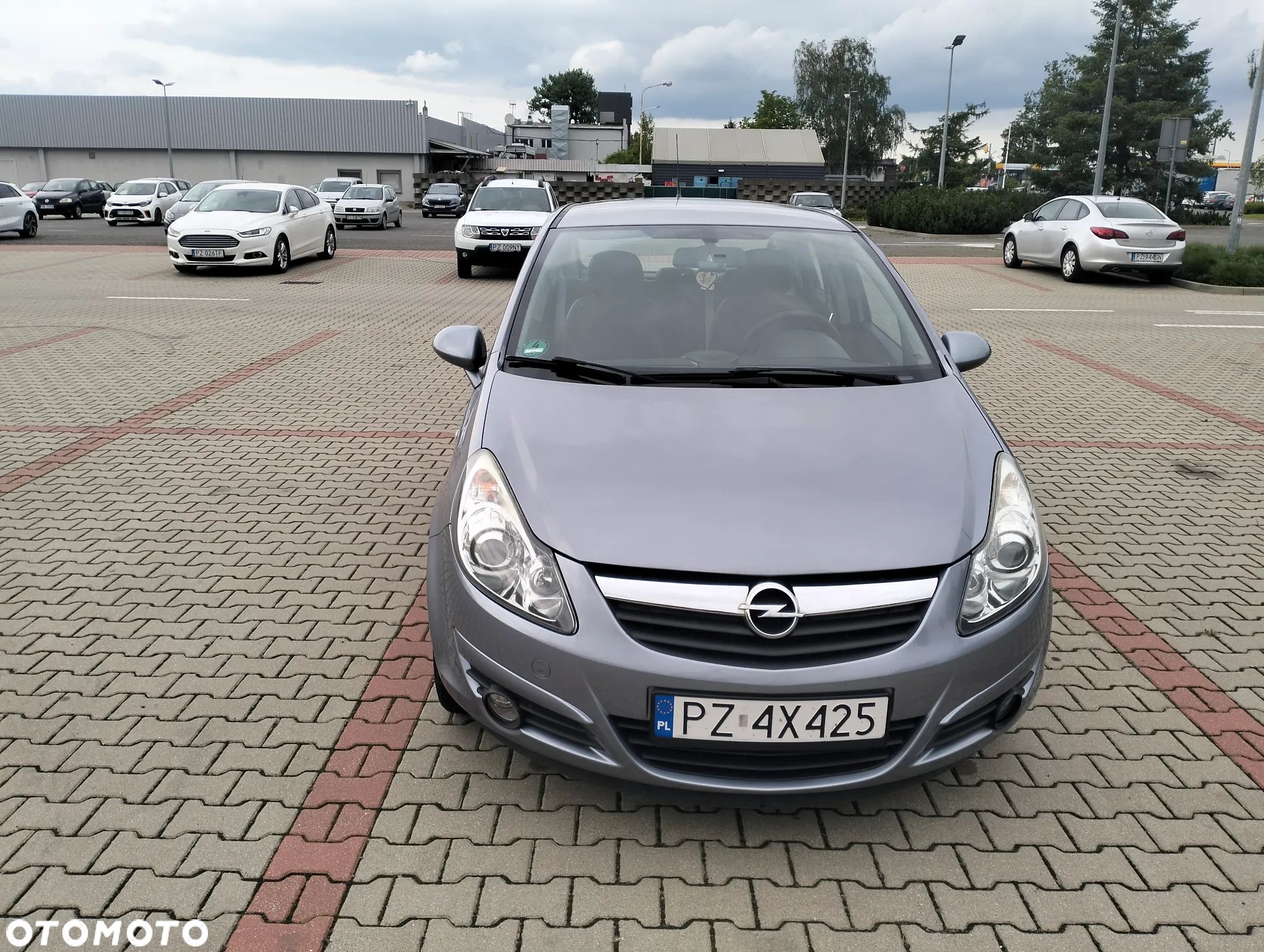 Opel Corsa 1.4 16V Cosmo - 1