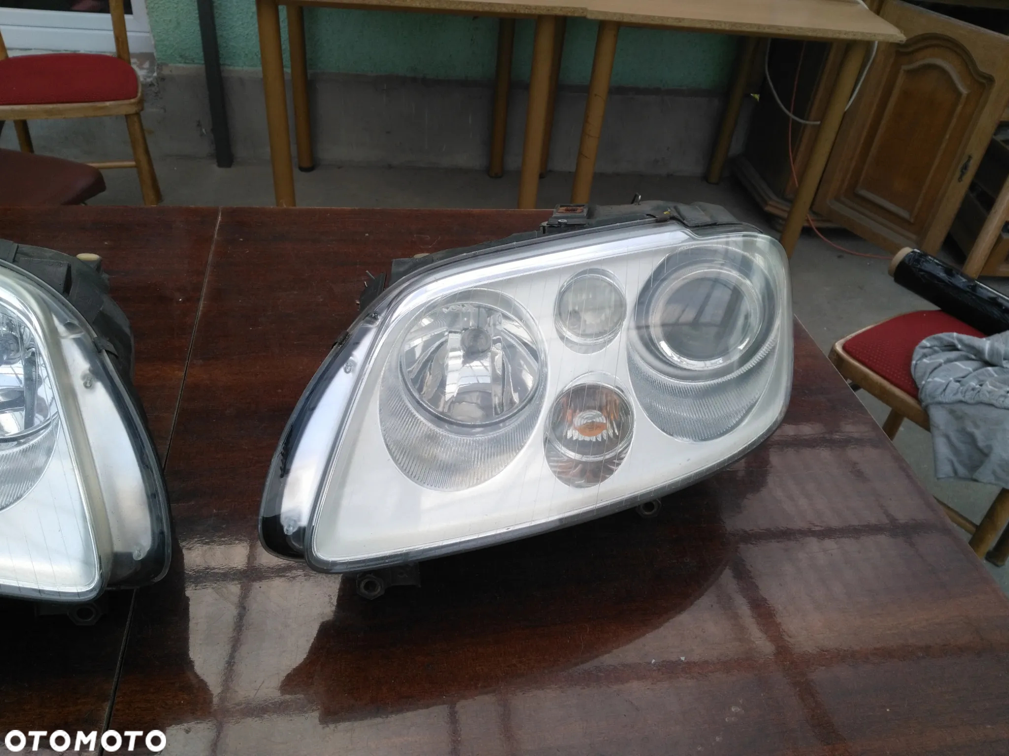lampy przód vw touran xenon - 3