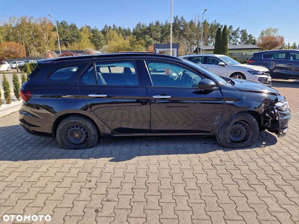 Fiat Tipo 1.6 E-Torq 16v Easy - 2