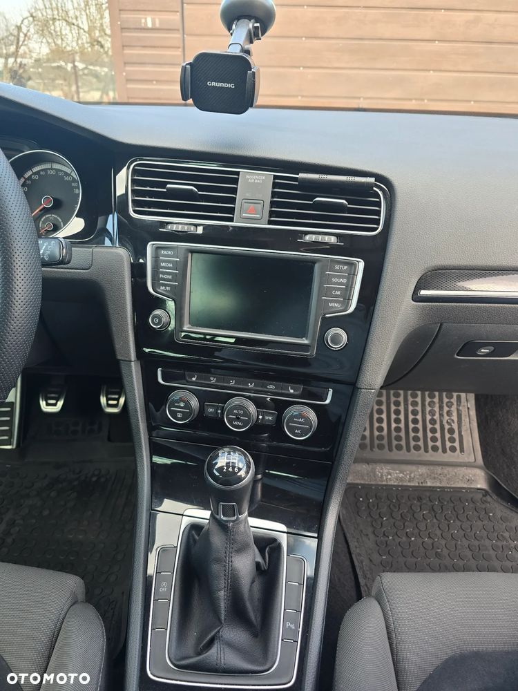 Volkswagen Golf 2.0 TDI BMT Highline - 20
