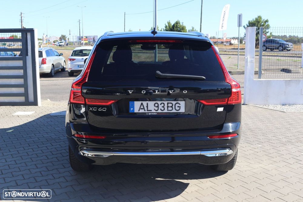 Volvo XC 60 2.0 T6 PHEV Inscription Expression AWD - 17