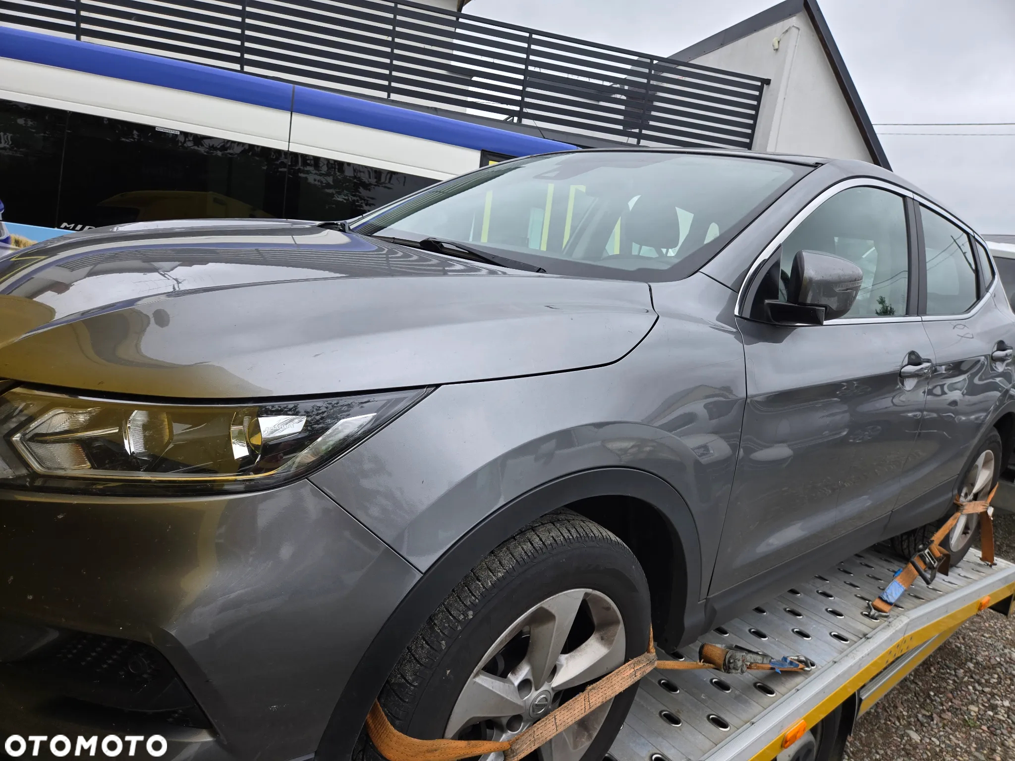 Nissan Qashqai 1.3 DIG-T TEKNA - 3