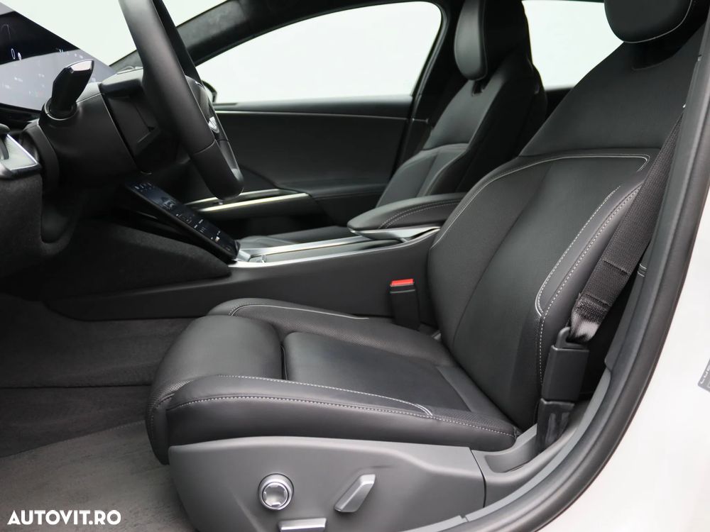 Lucid Air AWD Touring - 10