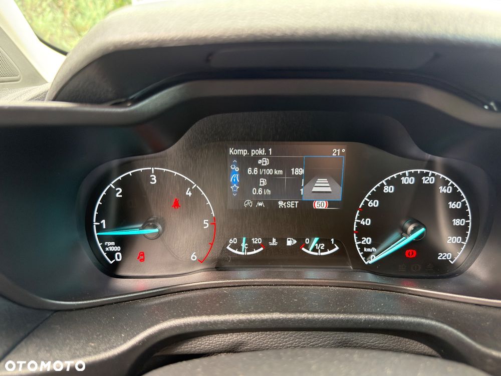 Ford Tourneo Connect Grand - 29