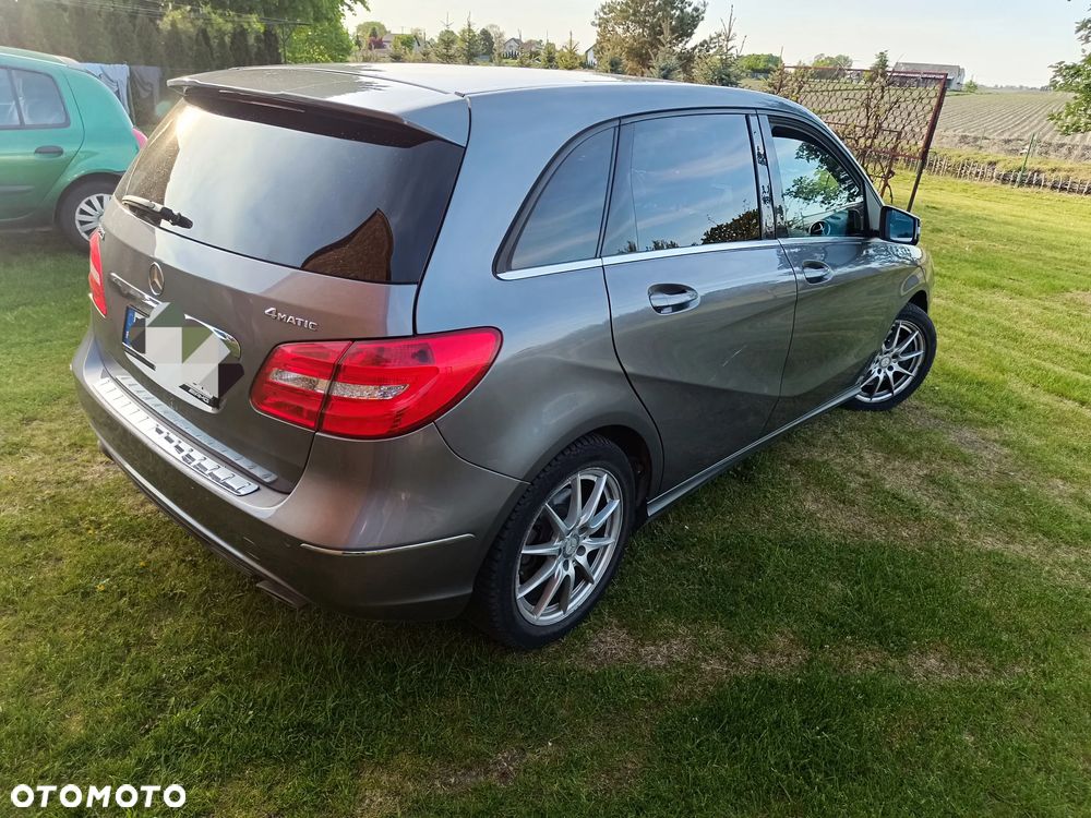 Mercedes-Benz Klasa B 220 4Matic 7G-DCT - 12
