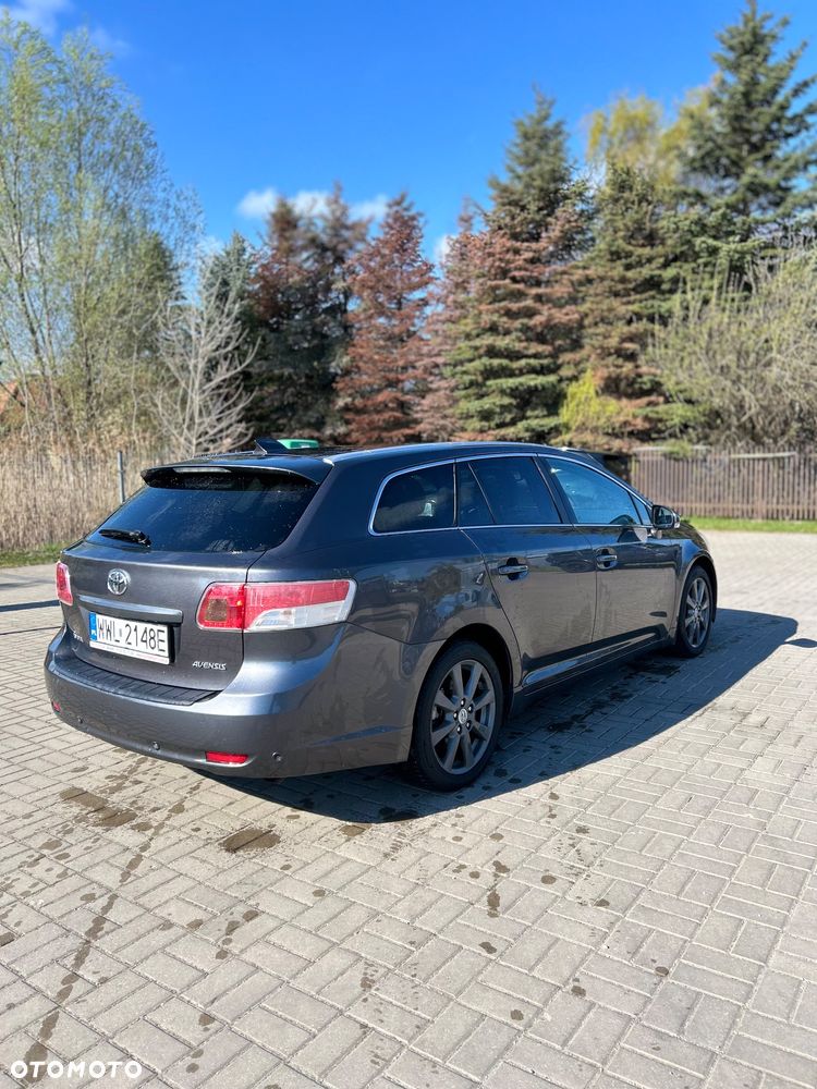 Toyota Avensis 2.2 D-4D Prestige Premium - 4