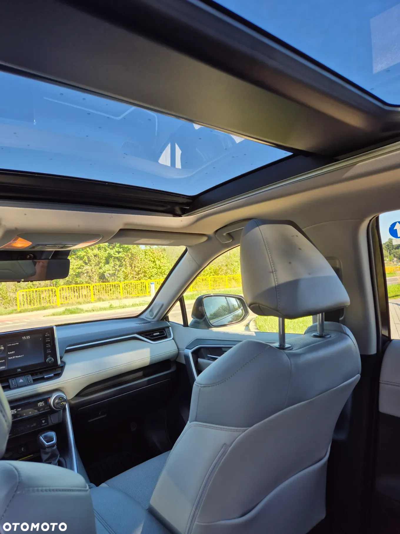 Toyota RAV4 2.5 Hybrid Executive 4x4 - 6