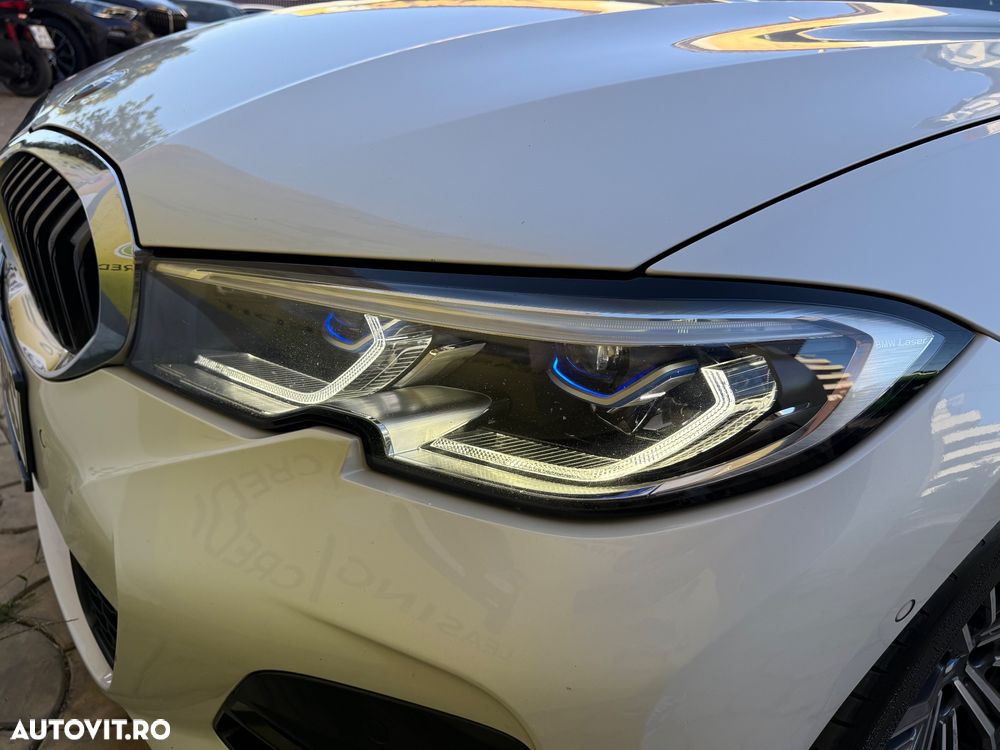 BMW Seria 3 330e Aut. M Sport - 22