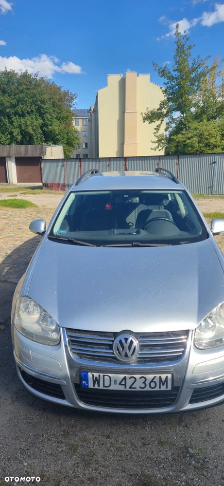 Volkswagen Golf - 2