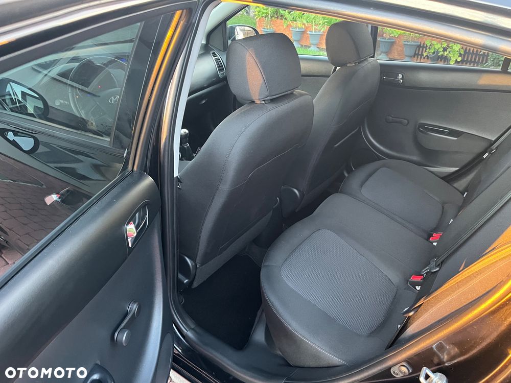Hyundai i20 - 13