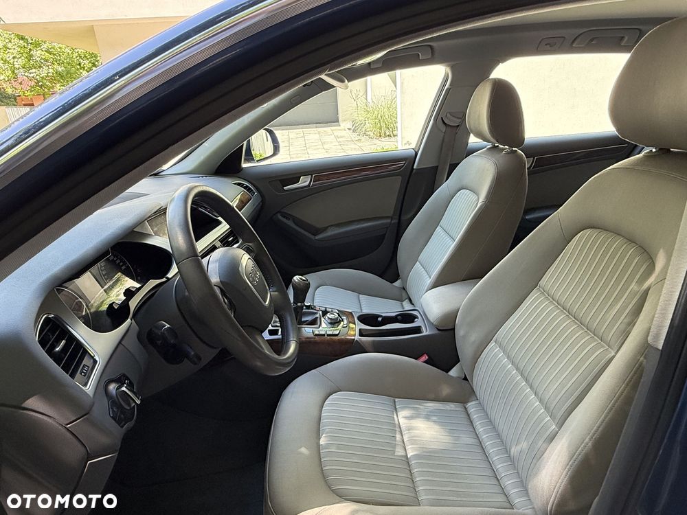 Audi A4 Avant 2.0 TDI - 17