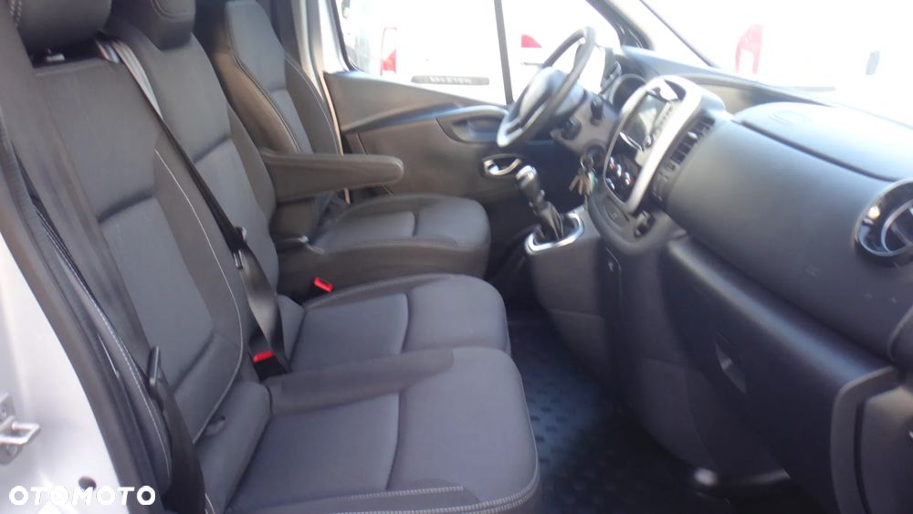 Renault Trafic - 6