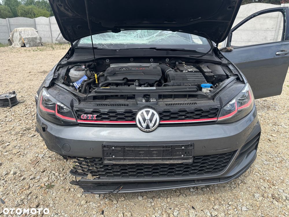 Volkswagen Golf GTI 2.0 TSI OPF Performance - 23