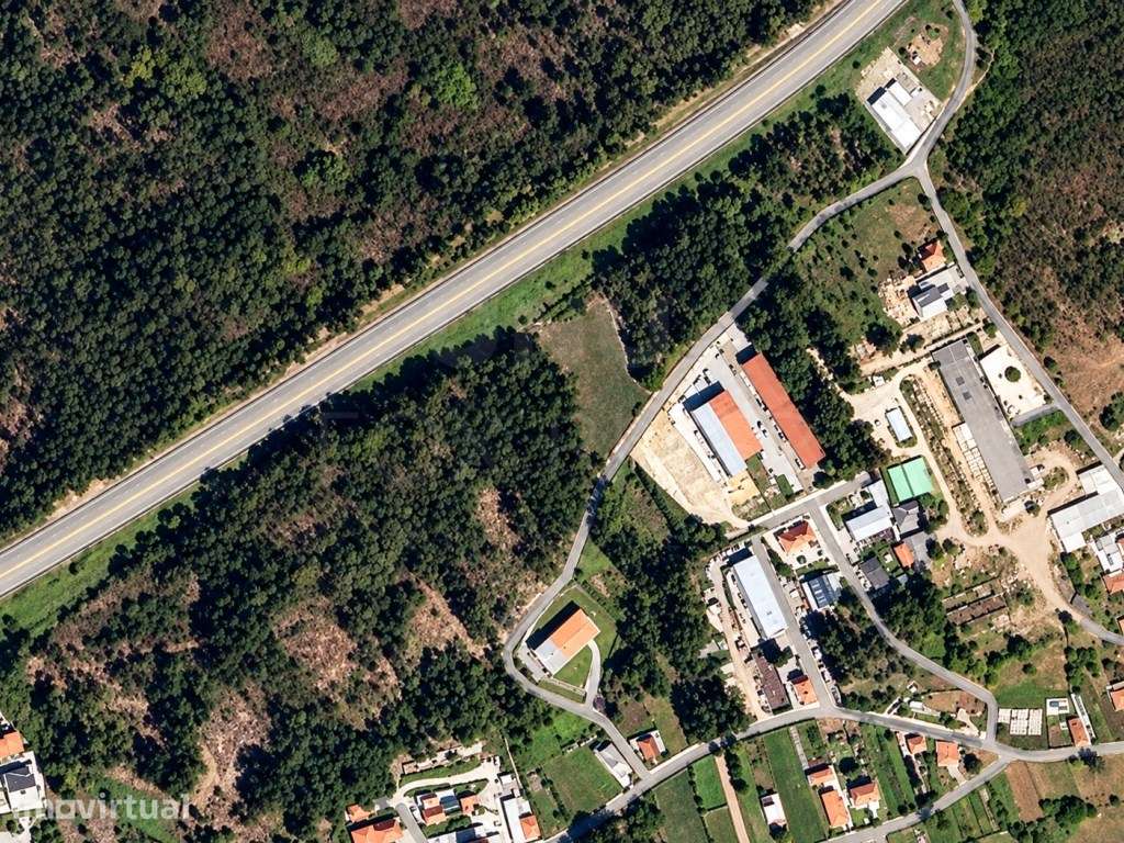 Terreno para construção industrial em Cardielos - Grande imagem: 2/3