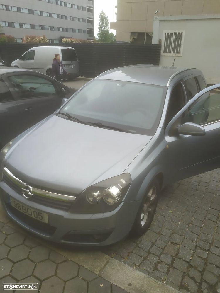 Opel Astra 1.3 CDTI Cosmo - 1