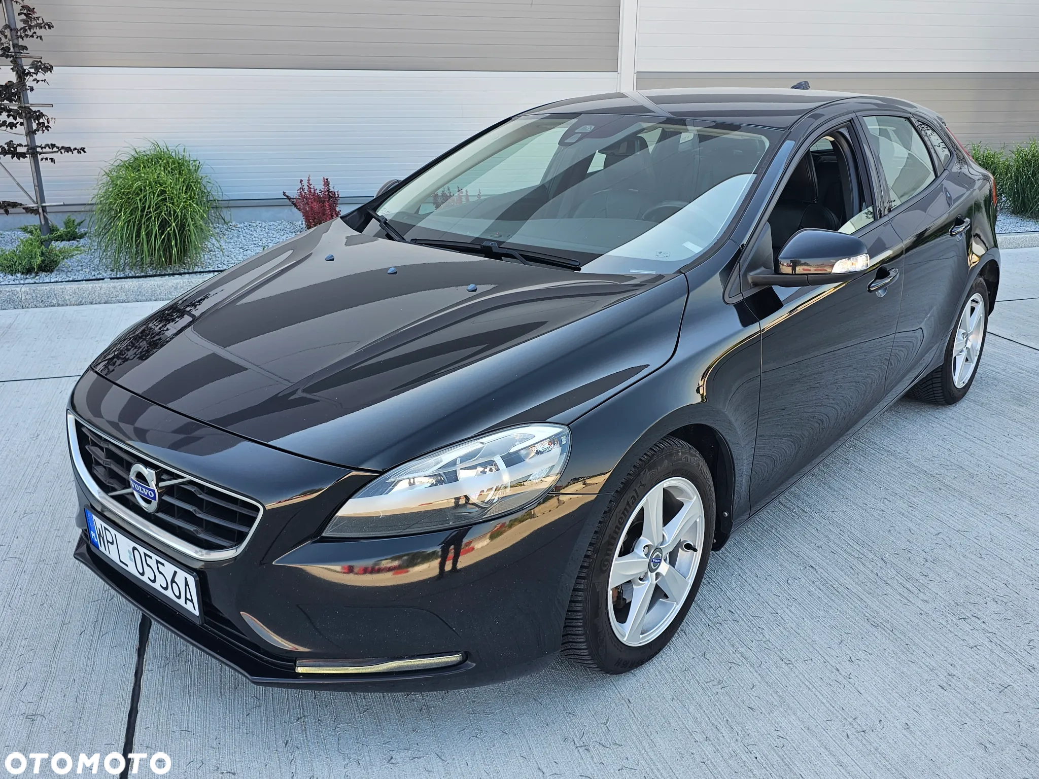 Volvo V40 D2 Momentum - 37