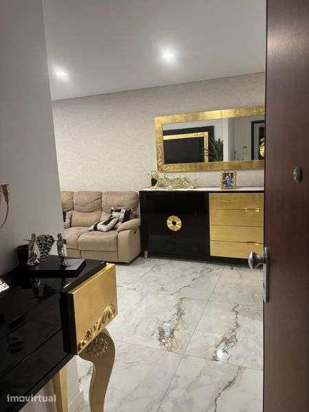 T3 de luxo, pronto a habitar - Grande imagem: 3/11