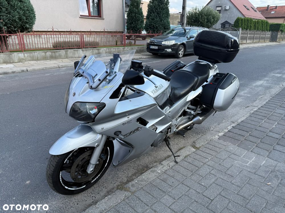Yamaha FJR - 3