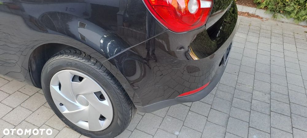 Seat Ibiza SC 1.4 16V Reference - 8