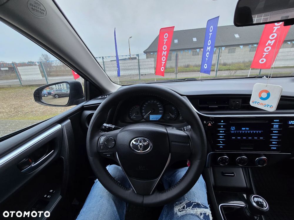 Toyota Corolla 1.6 Active EU6 - 28