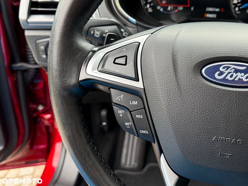 Ford Mondeo 2.0 TDCi Titanium PowerShift - 26