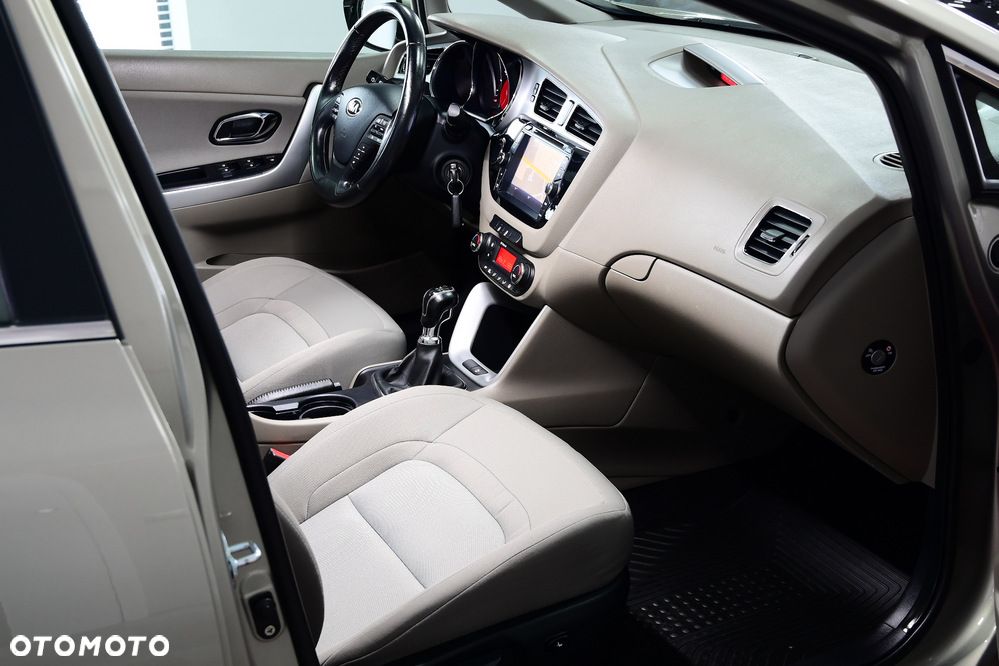 Kia Ceed 1.6 CRDi L - 10
