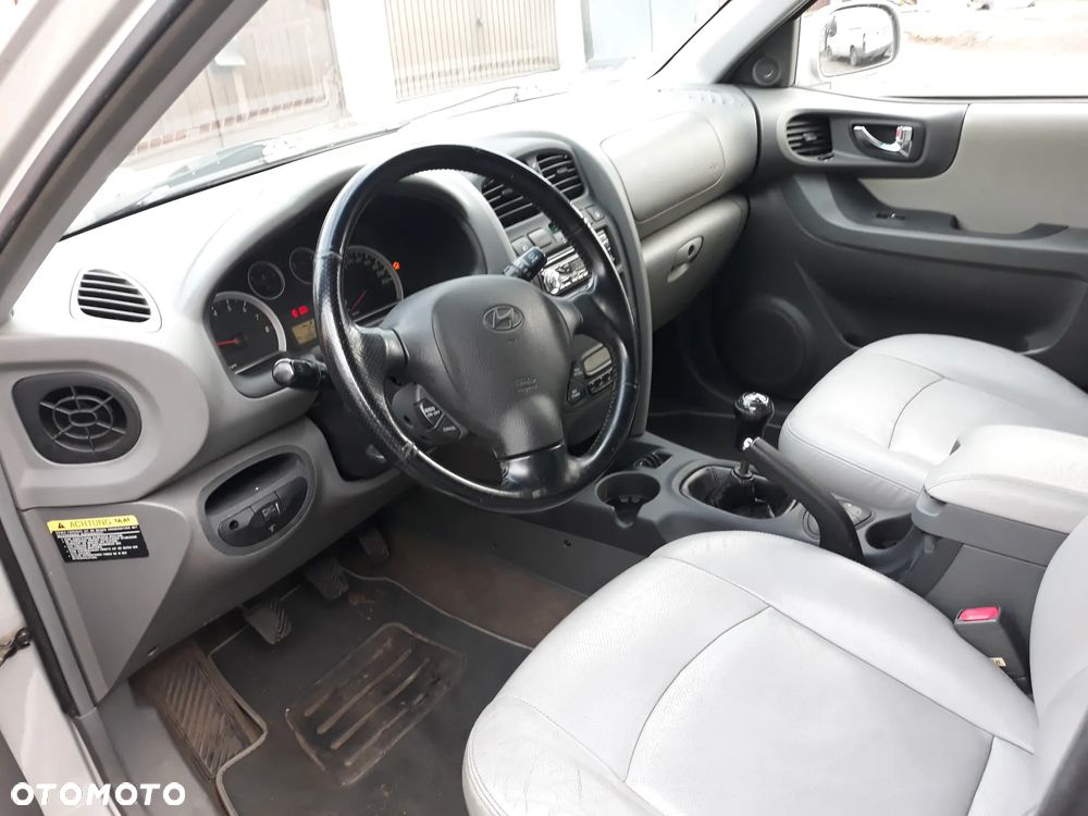 Hyundai Santa Fe - 2
