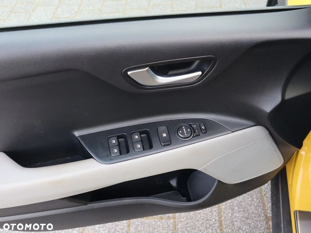 Kia Stonic 1.0 T-GDI L - 16