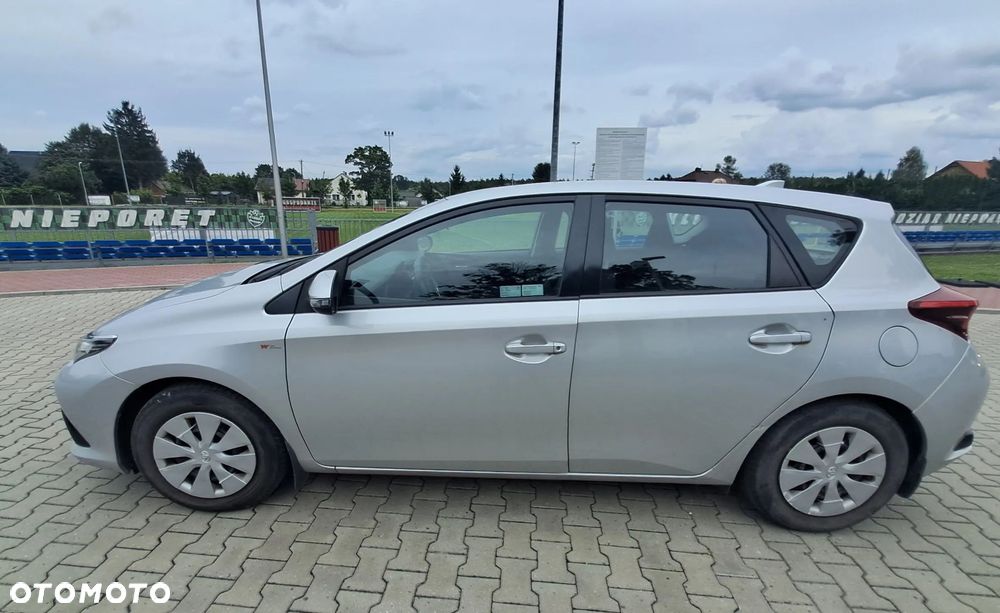 Toyota Auris 1.33 VVT-i Active - 5