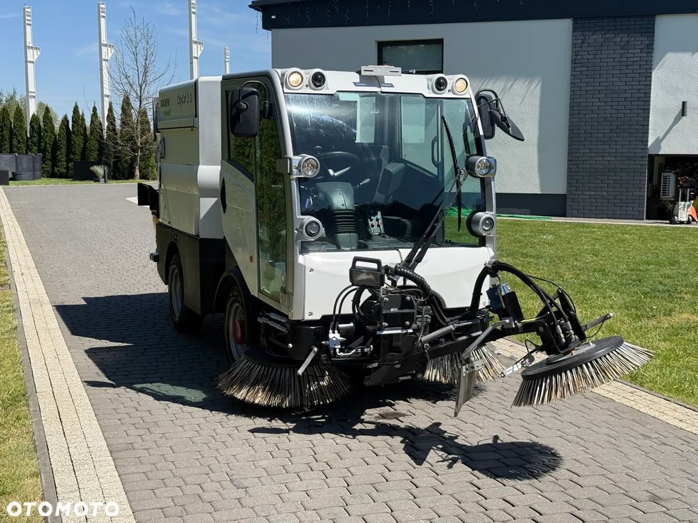 Inny BUCHER CITY CAT 2020 - 4