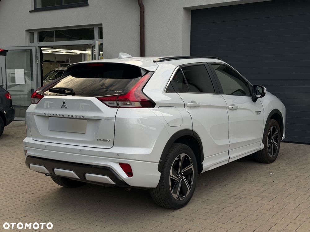 Mitsubishi Eclipse Cross 2.4 PHEV Invite Plus - 4