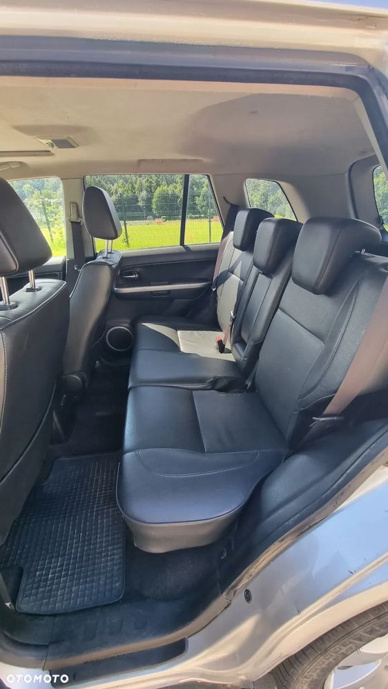 Suzuki Grand Vitara - 15