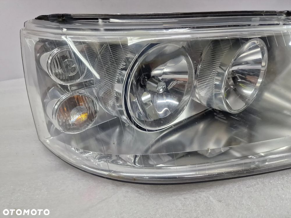 VW T5 7E1 MULTIVAN 03-09 PRAWA LAMPA PRZEDNIA PRZÓD , NR 7H1941016L , NR AUKCJI LA199 - 3