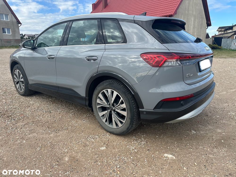 Audi Q4 e-tron - 7