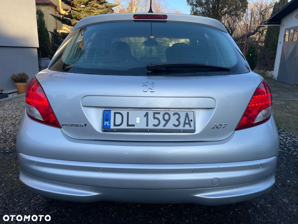 Peugeot 207 HDi FAP 92 Forever - 7