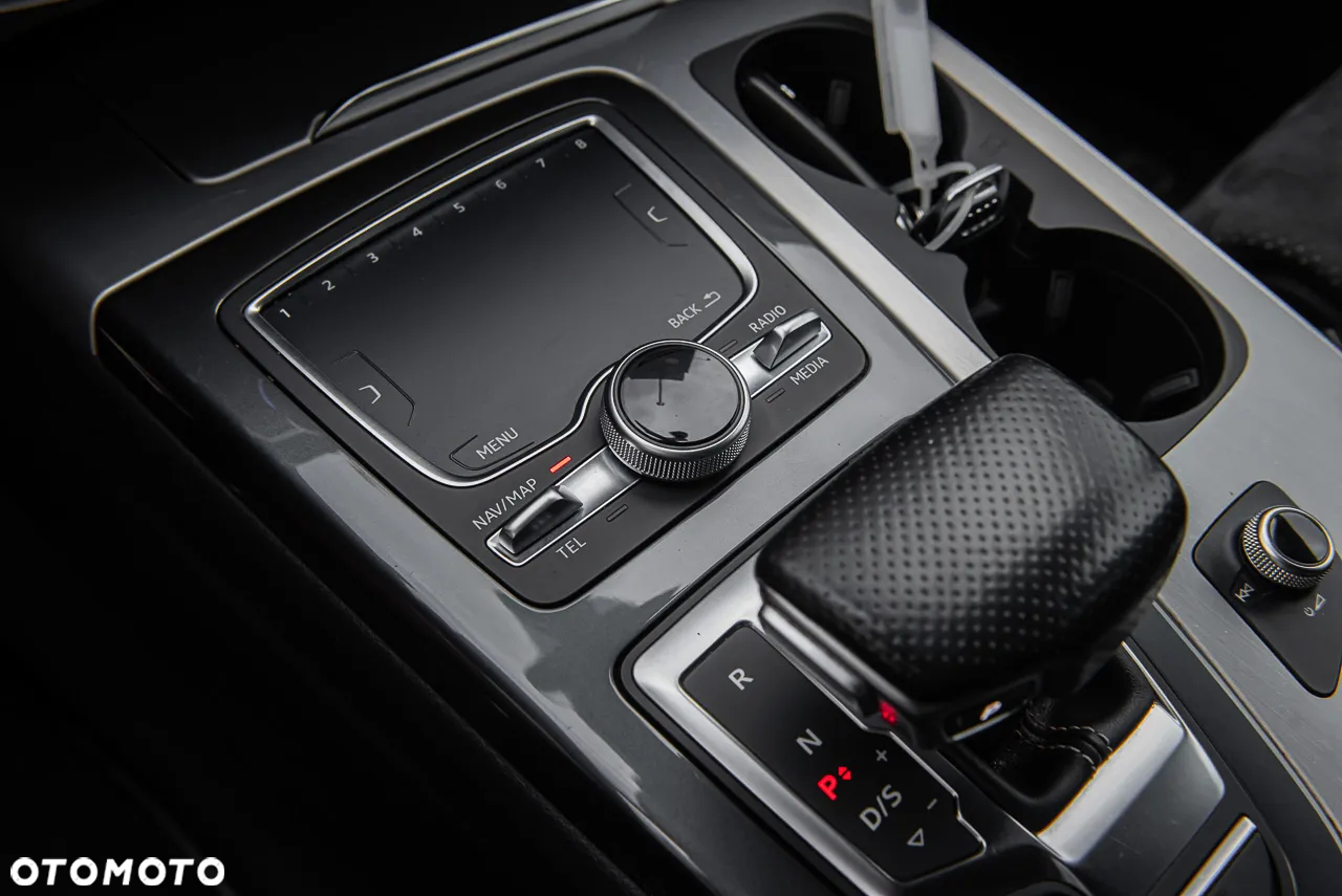 Audi Q7 3.0 TDI ultra Quattro Tiptronic - 28