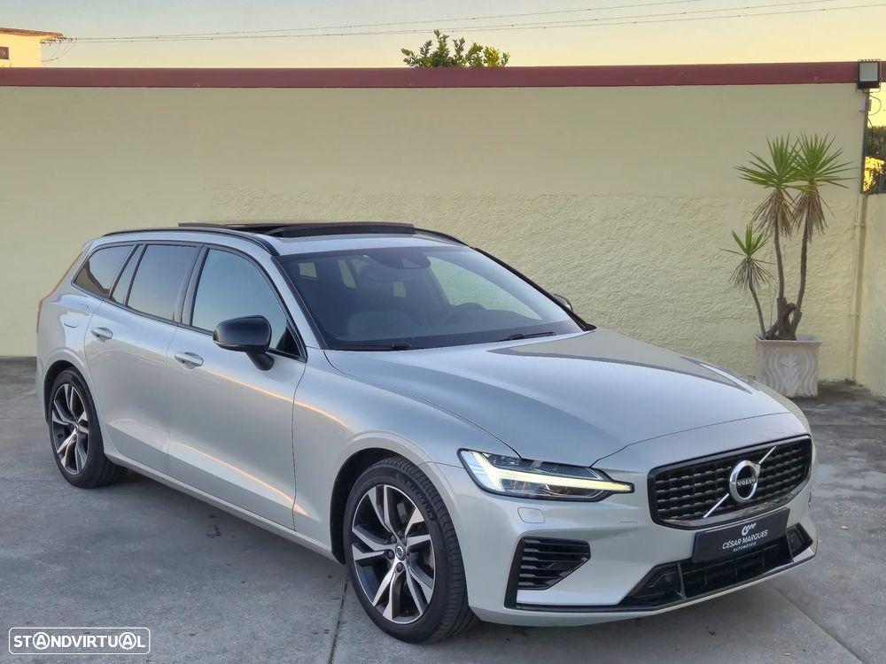 Volvo V60 2.0 T6 AWD TE R-Design - 1