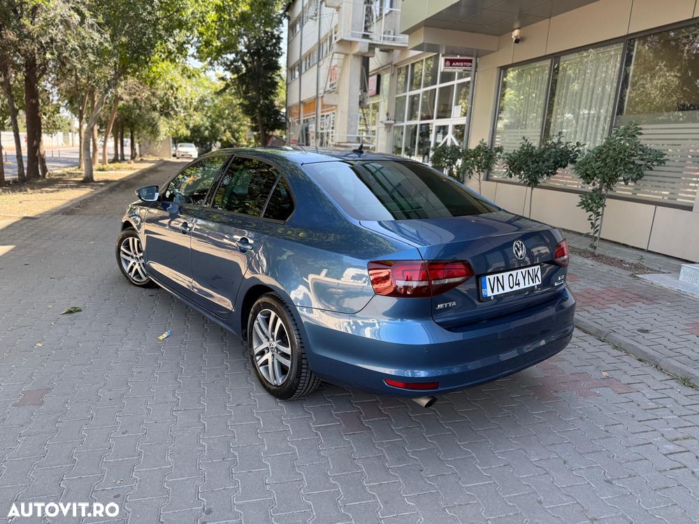 Volkswagen Jetta 1.2 TSI Comfortline - 8